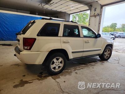 Trzecie zdjęcie samochodu z tyłu: 2007 JEEP GRAND CHEROKEE LAREDO VIN:1J8GR48KX7C692089 - miniatura