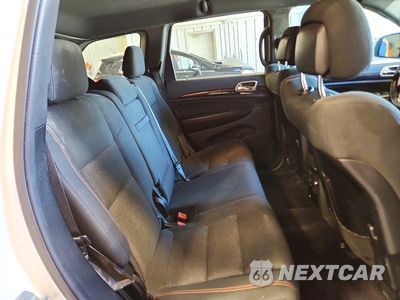 Zdjęcie 11 z 13 samochodu: 2016 JEEP GRAND CHEROKEE LAREDO VIN:1C4RJFAG4GC333409 - miniatura