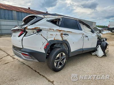 Trzecie zdjęcie samochodu z tyłu: 2026 HYUNDAI TUCSON SEL VIN:5NMJBCDE2TH639135 - miniatura