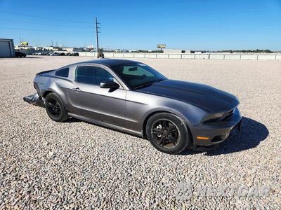Czwarte zdjęcie samochodu z boku: 2011 FORD MUSTANG V6 COUPE VIN:1ZVBP8AM4B5115692 - miniatura