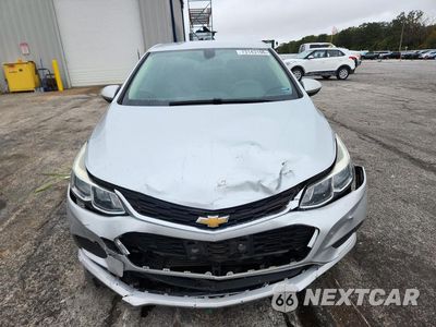 Piąte zdjęcie samochodu w środku: 2018 CHEVROLET CRUZE LS VIN:1G1BC5SM7J7140027 - miniatura