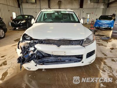 Piąte zdjęcie samochodu w środku: 2012 VOLKSWAGEN TOUAREG V6 TDI VIN:WVGFK9BP6CD000516 - miniatura