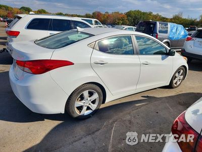 Trzecie zdjęcie samochodu z tyłu: 2013 HYUNDAI ELANTRA GLS VIN:5NPDH4AE0DH234370 - miniatura
