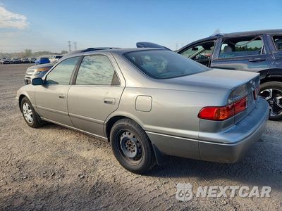 Drugie zdjęcie samochodu z przodu: 2000 TOYOTA CAMRY LE VIN:JT2BG22K1Y0527063 - miniatura