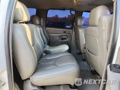 Zdjęcie 11 z 14 samochodu: 2004 GMC YUKON XL K1500 VIN:3GKFK16Z94G264680 - miniatura