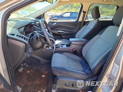 Zdjęcie 7 z 13 samochodu: 2019 FORD ESCAPE SE VIN:1FMCU9GD5KUA74083 - miniatura
