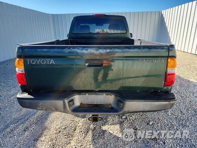 Zdjęcie 6 z 12 samochodu: 2001 TOYOTA TACOMA BASE VIN:5TENL42NX1Z734112 - miniatura