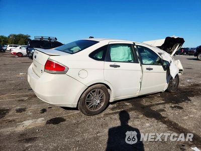 Trzecie zdjęcie samochodu z tyłu: 2011 FORD FOCUS SE VIN:1FAHP3FN6BW193618 - miniatura
