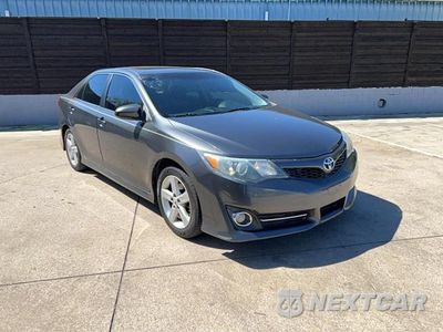 2013 TOYOTA CAMRY SE 4T1BF1FK2DU213418 - główne zdjęcie licytacji z USA - miniatura