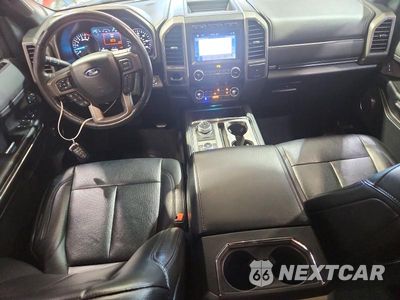 Zdjęcie 8 z 13 samochodu: 2019 FORD EXPEDITION XLT VIN:1FMJU1JT7KEA73942 - miniatura