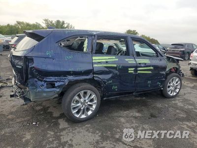 Trzecie zdjęcie samochodu z tyłu: 2024 TOYOTA HIGHLANDER HYBRID LIMITED VIN:5TDXBRCH5RS638737 - miniatura