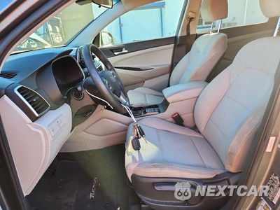 Zdjęcie 7 z 13 samochodu: 2020 HYUNDAI TUCSON SE VIN:KM8J2CA42LU280241 - miniatura