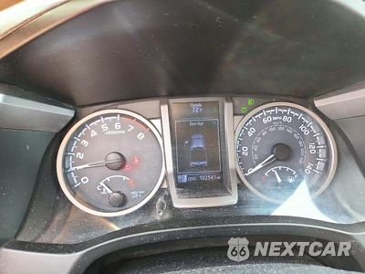 Zdjęcie 9 z 12 samochodu: 2019 TOYOTA TACOMA SR5 V6 VIN:3TMCZ5ANXKM201043 - miniatura