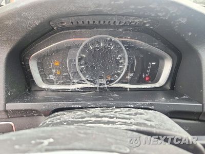 Zdjęcie 9 z 12 samochodu: 2018 VOLVO S60 DYNAMIC VIN:YV140MTLXJ2451628 - miniatura