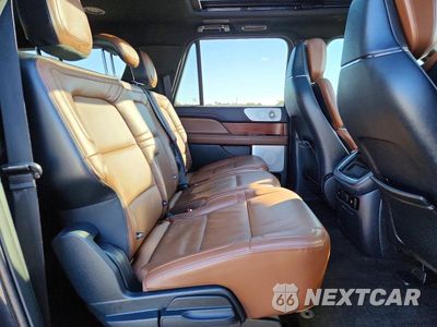 Zdjęcie 11 z 13 samochodu: 2023 LINCOLN NAVIGATOR L RESERVE VIN:5LMJJ3LG1PEL04228 - miniatura