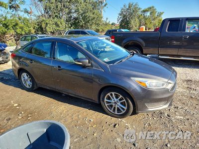 Czwarte zdjęcie samochodu z boku: 2015 FORD FOCUS SE VIN:1FADP3F28FL314273 - miniatura