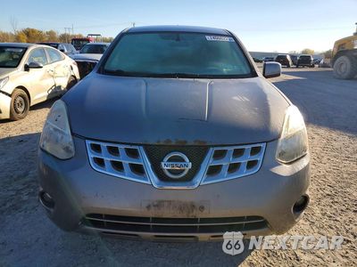 Piąte zdjęcie samochodu w środku: 2013 NISSAN ROGUE S VIN:JN8AS5MV6DW660455 - miniatura
