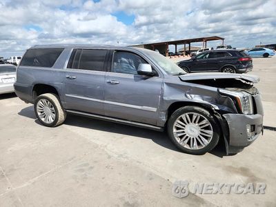 Czwarte zdjęcie samochodu z boku: 2018 CADILLAC ESCALADE ESV PLATINUM VIN:1GYS4KKJ3JR216530 - miniatura