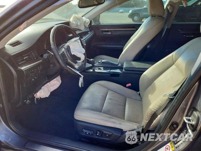 Zdjęcie 7 z 12 samochodu: 2014 LEXUS ES 350 VIN:JTHBK1GG1E2110433 - miniatura