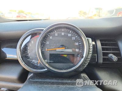 Zdjęcie 9 z 12 samochodu: 2015 MINI COOPER VIN:WMWXM5C56FT938368 - miniatura