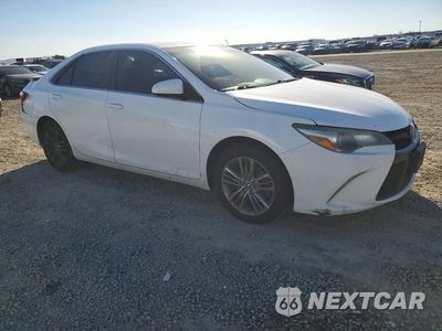 Czwarte zdjęcie samochodu z boku: 2015 TOYOTA CAMRY SE VIN:4T1BF1FKXFU111318 - miniatura