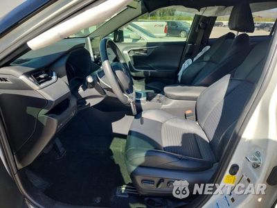 Zdjęcie 7 z 13 samochodu: 2019 TOYOTA RAV4 XSE VIN:JTMEWRFV7KJ009187 - miniatura