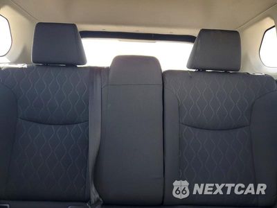 Zdjęcie 10 z 14 samochodu: 2025 TOYOTA COROLLA CROSS LE VIN:7MUCAAAG6SV140118 - miniatura