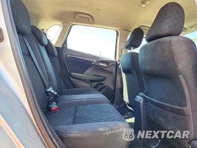 Zdjęcie 11 z 13 samochodu: 2015 HONDA FIT LX VIN:3HGGK5H50FM723909 - miniatura