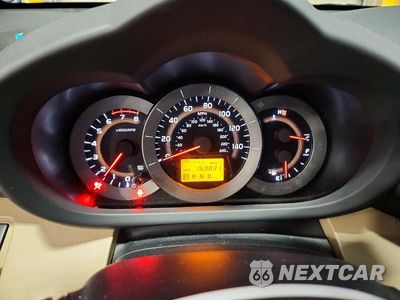Zdjęcie 9 z 13 samochodu: 2009 TOYOTA RAV4 LIMITED VIN:JTMBK31V49D003312 - miniatura