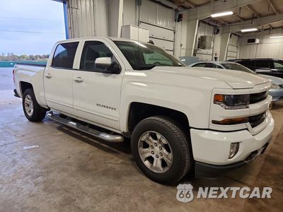 Czwarte zdjęcie samochodu z boku: 2016 CHEVROLET SILVERADO K1500 LT VIN:3GCUKREC4GG202686 - miniatura