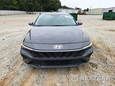 Piąte zdjęcie samochodu w środku: 2024 HYUNDAI ELANTRA BLUE VIN:KMHLM4DJ0RU093051 - miniatura