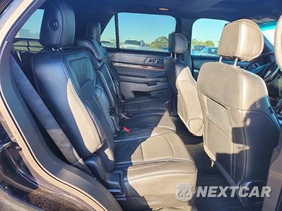 Zdjęcie 11 z 13 samochodu: 2016 FORD EXPLORER PLATINUM VIN:1FM5K8HT9GGC64523 - miniatura