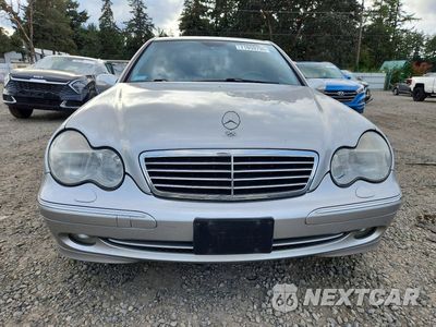 Piąte zdjęcie samochodu w środku: 2001 MERCEDES-BENZ C 320 VIN:WDBRF64J01F111527 - miniatura