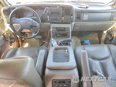 Zdjęcie 8 z 13 samochodu: 2005 GMC YUKON XL K1500 VIN:3GKFK16Z95G290150 - miniatura