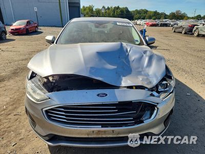 Piąte zdjęcie samochodu w środku: 2020 FORD FUSION SE VIN:3FA6P0T99LR190892 - miniatura