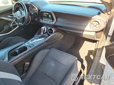 Zdjęcie 8 z 12 samochodu: 2016 CHEVROLET CAMARO LT VIN:1G1FB1RXXG0164031 - miniatura
