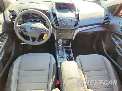 Zdjęcie 8 z 12 samochodu: 2019 FORD ESCAPE S VIN:1FMCU0F76KUC07456 - miniatura