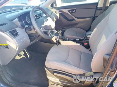 Zdjęcie 7 z 12 samochodu: 2015 HYUNDAI ELANTRA SE VIN:5NPDH4AEXFH624010 - miniatura