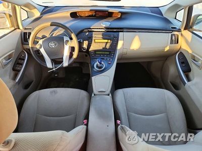 Zdjęcie 8 z 12 samochodu: 2010 TOYOTA PRIUS II VIN:JTDKN3DU9A0030835 - miniatura