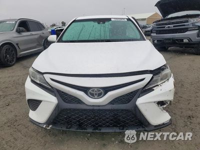 Piąte zdjęcie samochodu w środku: 2019 TOYOTA CAMRY SE VIN:4T1B11HK9KU680361 - miniatura
