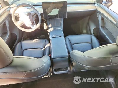 Zdjęcie 8 z 12 samochodu: 2023 TESLA MODEL Y VIN:7SAYGDEE9PF740798 - miniatura