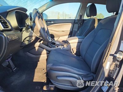 Zdjęcie 7 z 13 samochodu: 2019 HYUNDAI TUCSON SE VIN:KM8J23A47KU916215 - miniatura