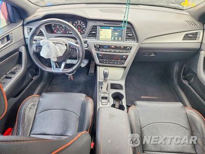 Zdjęcie 8 z 12 samochodu: 2015 HYUNDAI SONATA LIMITED 2.0T VIN:5NPE34AB5FH245991 - miniatura
