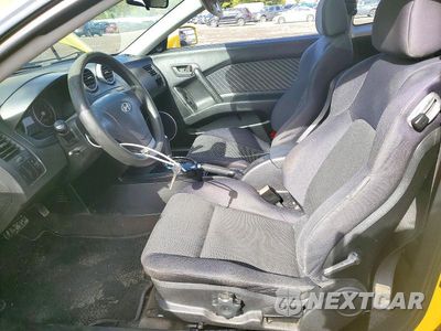 Zdjęcie 7 z 12 samochodu: 2006 HYUNDAI TIBURON GS VIN:KMHHM65D26U206004 - miniatura