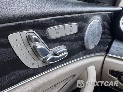 Zdjęcie 11 z 13 samochodu: 2017 MERCEDES-BENZ E 400 4MATIC VIN:WDDZH6GB9HA239374 - miniatura