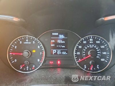 Zdjęcie 9 z 12 samochodu: 2016 KIA FORTE LX VIN:KNAFX4A6XG5541504 - miniatura