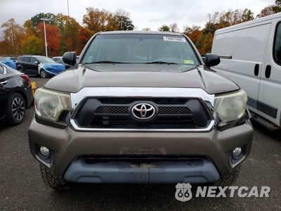 Piąte zdjęcie samochodu w środku: 2015 TOYOTA TACOMA V6 VIN:5TFUU4EN4FX110244 - miniatura