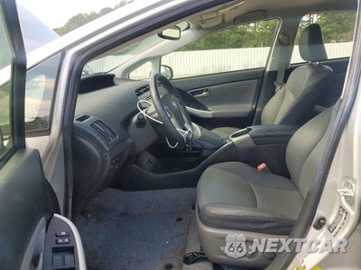 Zdjęcie 7 z 12 samochodu: 2013 TOYOTA PRIUS FIVE VIN:JTDKN3DU4D5611361 - miniatura