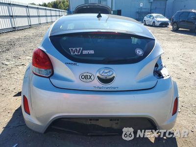 Zdjęcie 6 z 12 samochodu: 2015 HYUNDAI VELOSTER BASE VIN:KMHTC6AD5FU232115 - miniatura