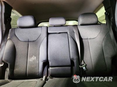 Zdjęcie 10 z 13 samochodu: 2019 HYUNDAI SANTA FE SE VIN:5NMS2CAD0KH115366 - miniatura